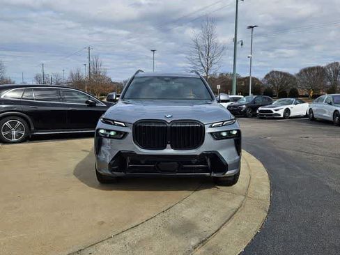 Used 2026 BMW X7 xDrive40i image 4