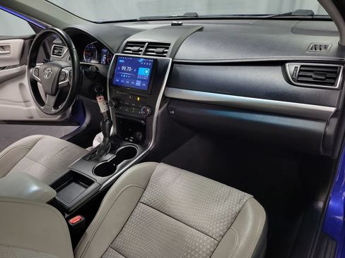 Used 2015 Toyota Camry SE FWD image 29