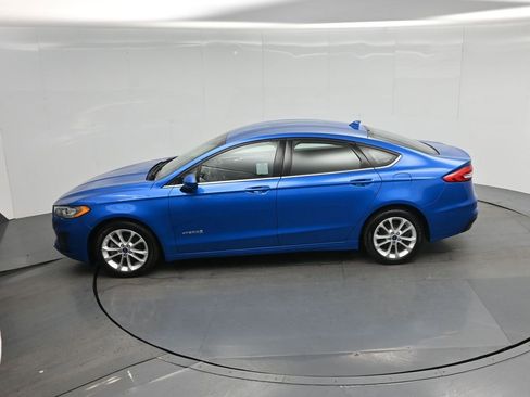 Certified 2019 Ford Fusion SE FWD image 41