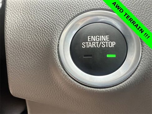 Used 2023 GMC Terrain SLE w/ Driver Convenience Package image 21