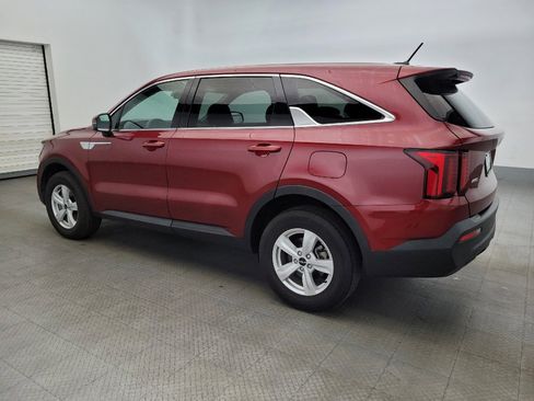 Used 2022 Kia Sorento LX image 3