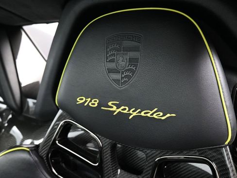 Used 2015 Porsche 918 Spyder AWD/4WD image 22