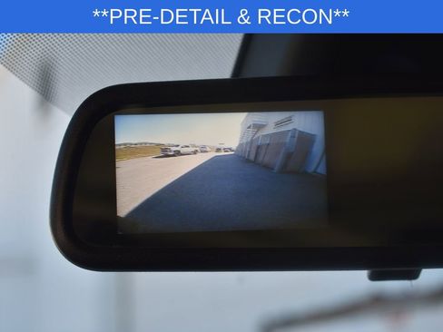 Used 2025 Chevrolet Express 3500 LT image 18