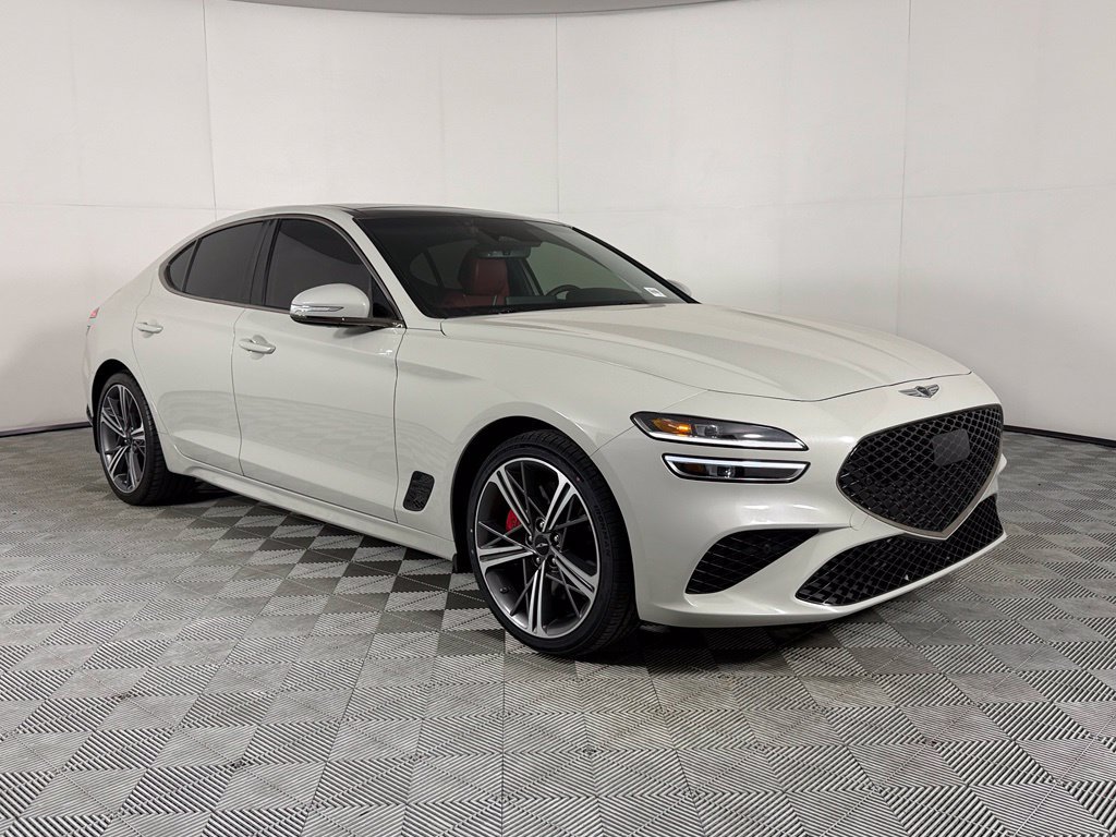 Used 2025 Genesis G70 3.3T Advanced RWD image 5