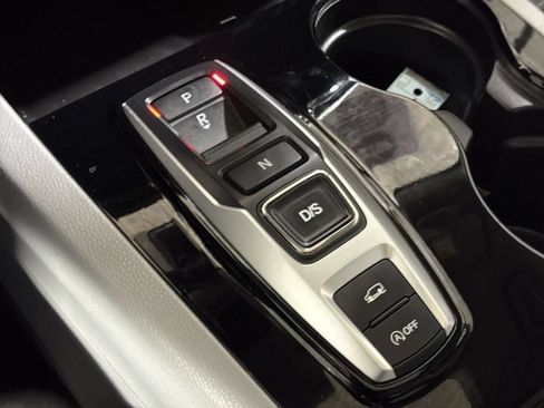Used 2018 Honda Pilot Elite image 18