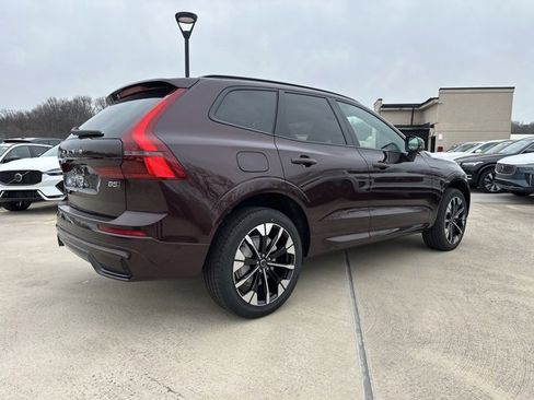 New 2026 Volvo XC60 B5 Plus w/ Climate Package image 7