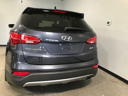 Used 2015 Hyundai Santa Fe Sport w/ Option Group 04 FWD image 4