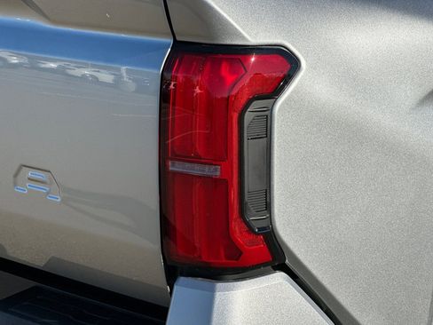 New 2026 Toyota Tacoma SR5 AWD/4WD image 31