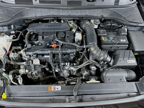 Used 2023 Hyundai Kona Limited image 30