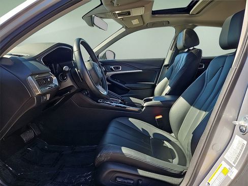 Used 2025 Acura Integra FWD image 17