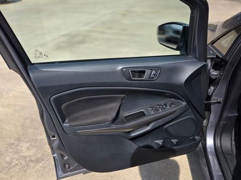 Used 2021 Ford EcoSport SE w/ SE Convenience Package image 19