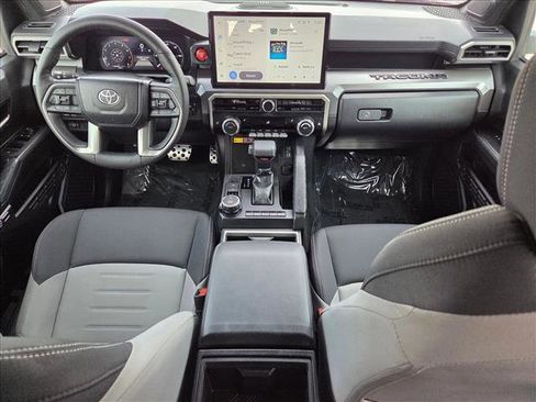 Used 2024 Toyota Tacoma TRD Sport image 16