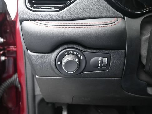Used 2023 Dodge Durango GT w/ Blacktop Package AWD/4WD image 34