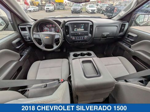Used 2018 Chevrolet Silverado 1500 Custom w/ Custom Value Package AWD/4WD image 30