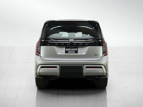 Used 2025 Nissan Armada SL AWD/4WD image 4