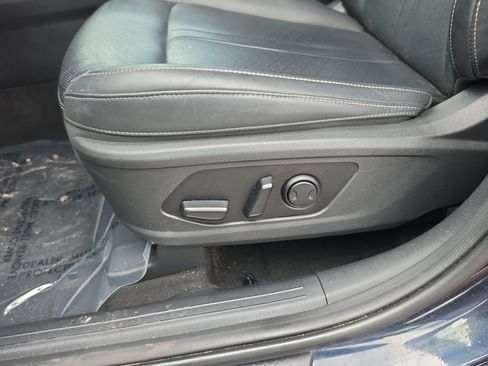 Certified 2023 Kia Sorento EX AWD/4WD image 21