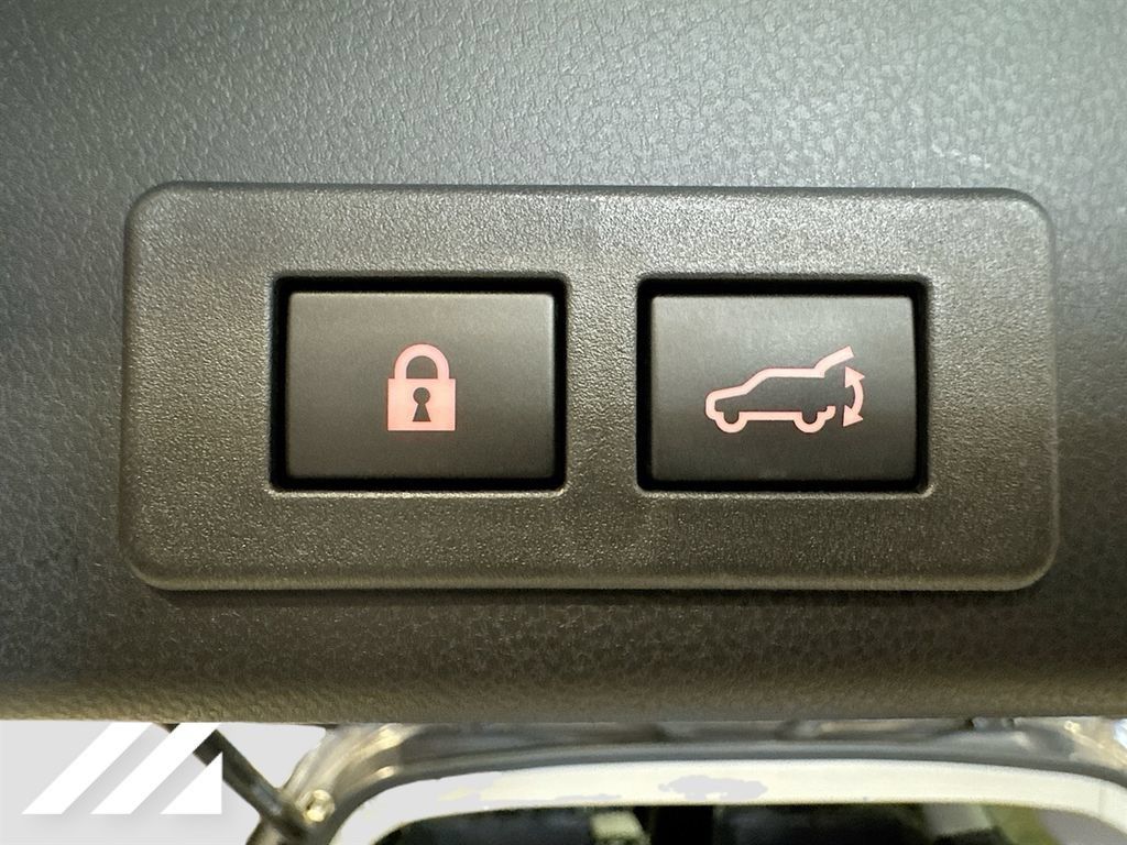 Used 2025 Subaru Ascent Touring AWD/4WD image 30