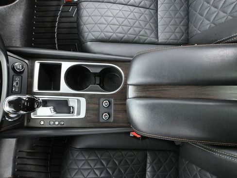 Used 2024 Nissan Murano Platinum AWD/4WD image 33