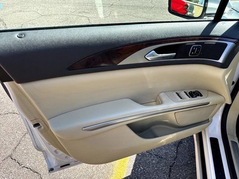 Used 2015 Lincoln MKZ AWD w/ Equipment Group 102A Reserve image 9