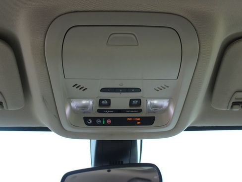 Certified 2018 GMC Acadia Denali w/ Technology Package AWD/4WD image 28