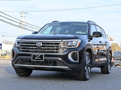 Used 2024 Volkswagen Atlas SE AWD/4WD image 6