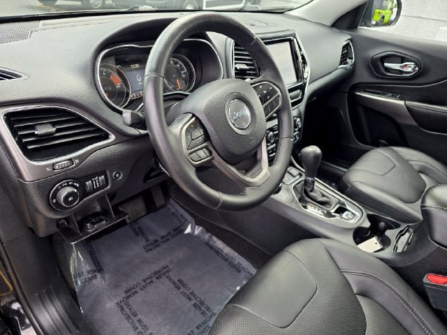 Certified 2019 Jeep Cherokee Limited AWD/4WD image 8