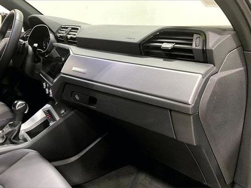 Certified 2023 Audi Q3 2.0T Premium image 15