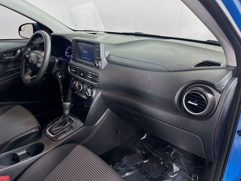 Used 2018 Hyundai Kona SE FWD image 29