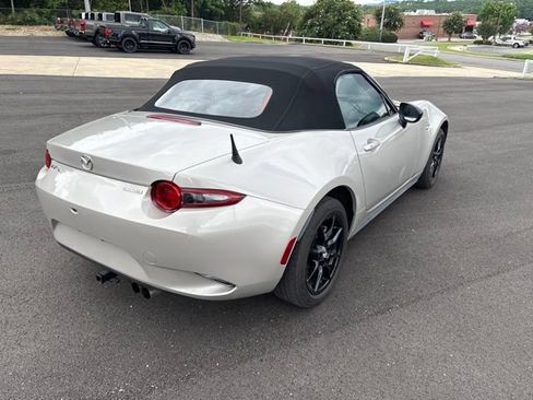 Used 2023 MAZDA MX-5 Miata Sport RWD image 7