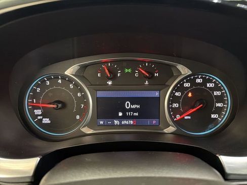 Used 2020 Chevrolet Traverse LT FWD image 15
