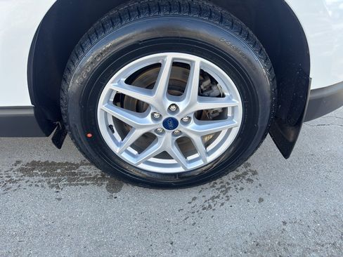 Used 2021 Ford Edge SEL w/ Convenience Package image 10