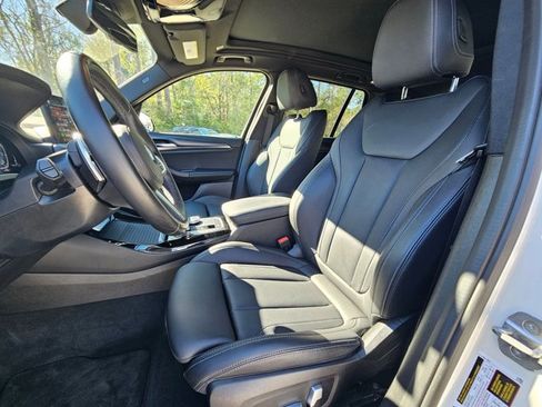 Used 2022 BMW X3 xDrive30i w/ M Sport Package 2 image 11