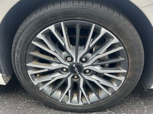 Used 2022 Kia Forte GT-Line FWD image 5
