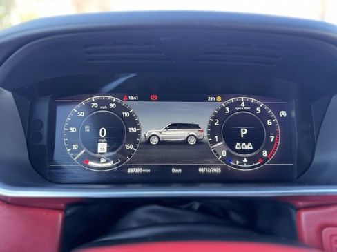 Used 2022 Land Rover Range Rover Sport HST image 29