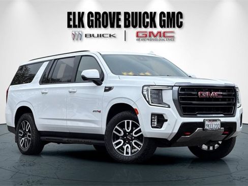Used 2023 GMC Yukon XL AT4 image 2