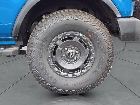 New 2024 Ford Bronco Outer Banks image 12