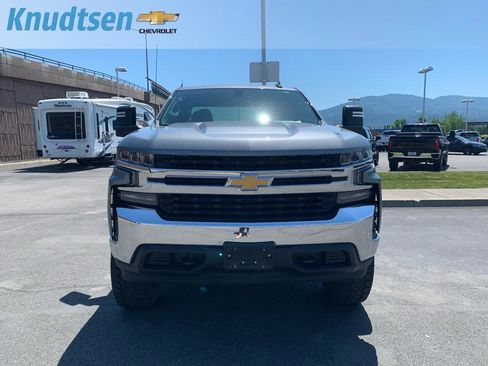 Used 2020 Chevrolet Silverado 1500 LT w/ All-Star Edition AWD/4WD image 2