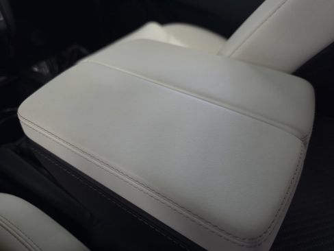 Used 2021 Tesla Model X Performance AWD/4WD image 36