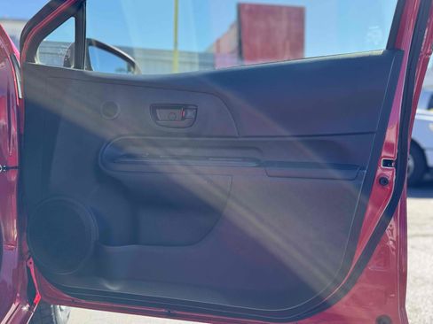 Used 2016 Toyota Prius C One image 30