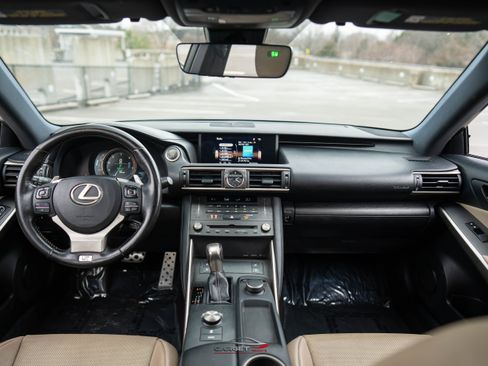 Used 2019 Lexus IS 300 F Sport w/ F Sport Package image 14