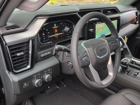 New 2026 GMC Sierra 1500 Denali w/ Technology Package AWD/4WD image 11