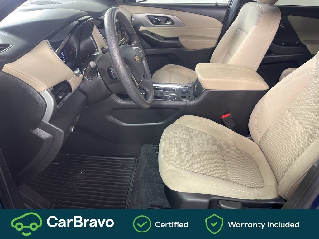 Used 2023 Chevrolet Traverse LS AWD/4WD image 13