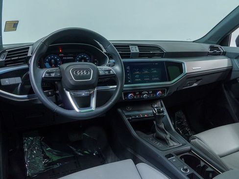 Used 2021 Audi Q3 2.0T Premium w/ Convenience Package AWD/4WD image 13