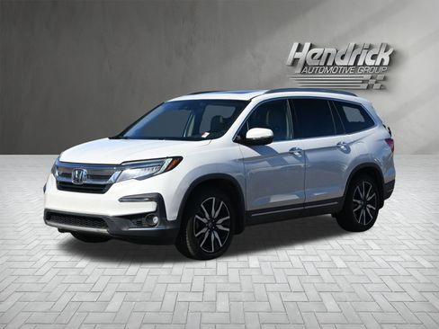 Used 2020 Honda Pilot Touring image 9