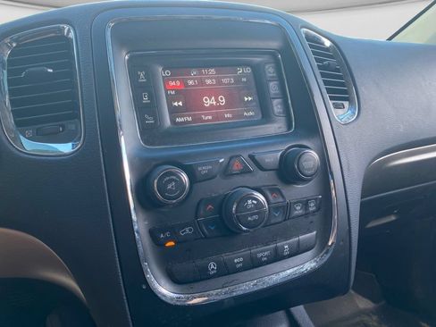 Used 2017 Dodge Durango SXT w/ 3rd Row Seating Group AWD/4WD image 18