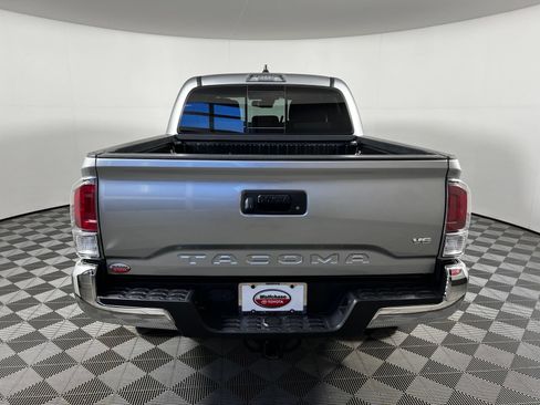 Certified 2023 Toyota Tacoma TRD Off-Road AWD/4WD image 6