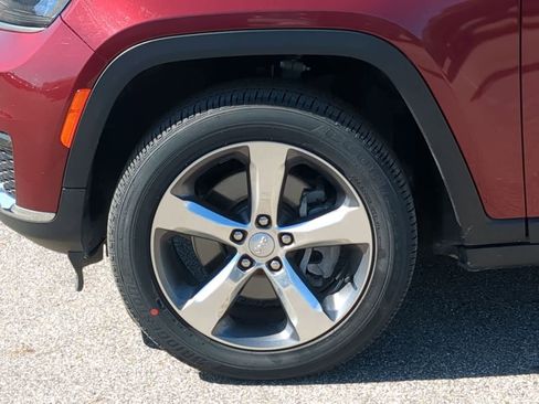 Certified 2021 Jeep Grand Cherokee L Limited AWD/4WD image 14