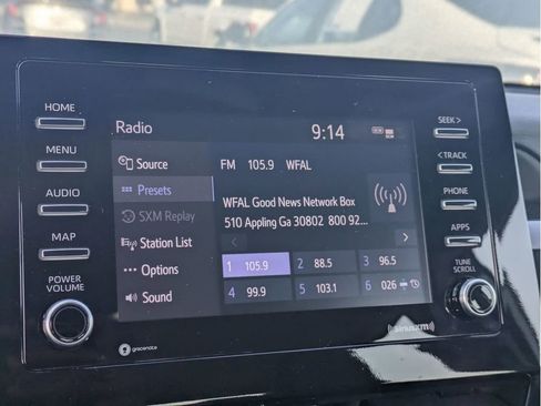 Used 2023 Toyota Camry SE image 22