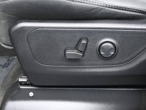 Used 2022 RAM 1500 Big Horn image 12