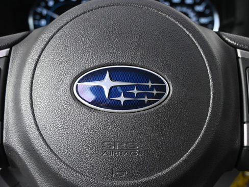 Used 2017 Subaru Forester 2.5i Premium AWD/4WD image 34